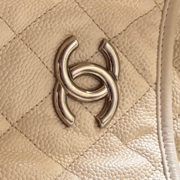Chanel Hobo bag - Picture 1 of 12